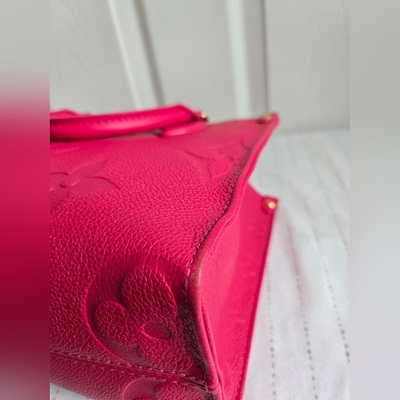 Louis Vuitton Onthego PM – Freesia Pink (Empreinte, Rare) - Picture 16 of 16